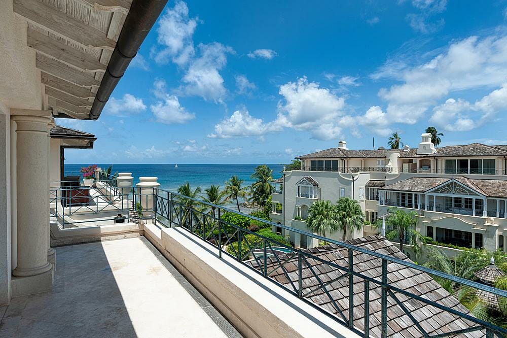 Beachfront Schooner Bay 306 Penthouse » Barbados Real Estate